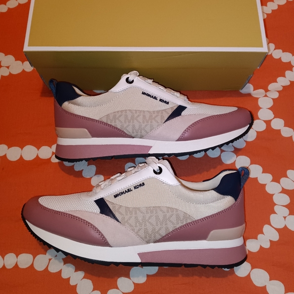 Michael Kors Allie Stride Trainer Lace Up Sneakers - Picture 5 of 14